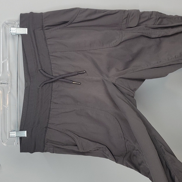 The North Face Pull On Ribbed Drawstring Waist Cropped Pants Gray - Picture 3 of 11